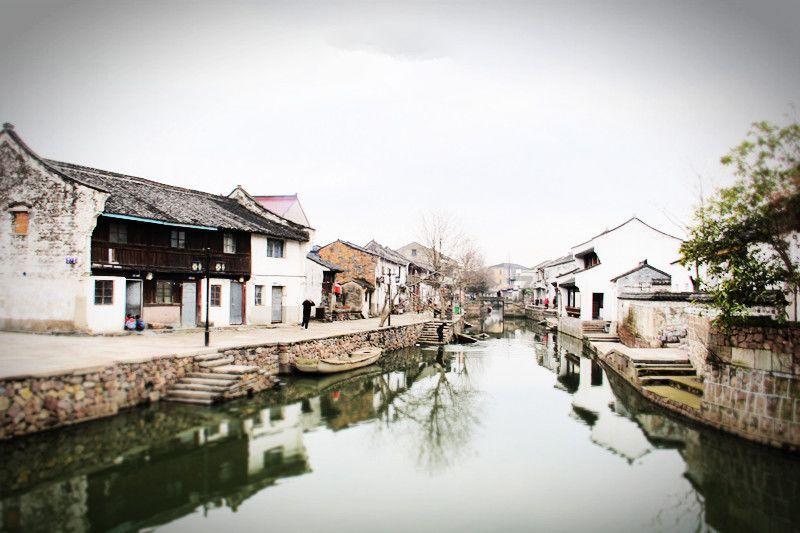 独自旅行，国内有哪些性价比较高的旅游目的地可以推荐？
