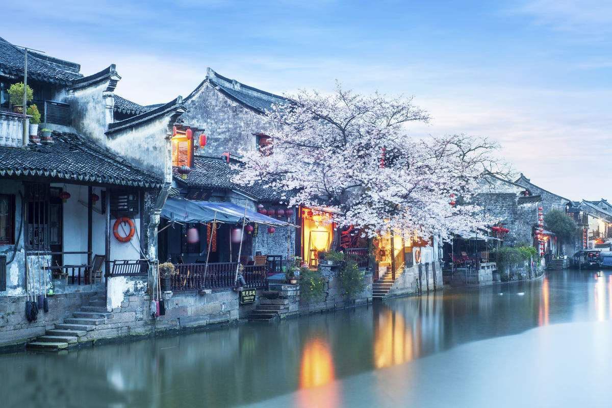 东魏孝静帝元善见被权臣泼酒,当众殴打的窝囊皇帝